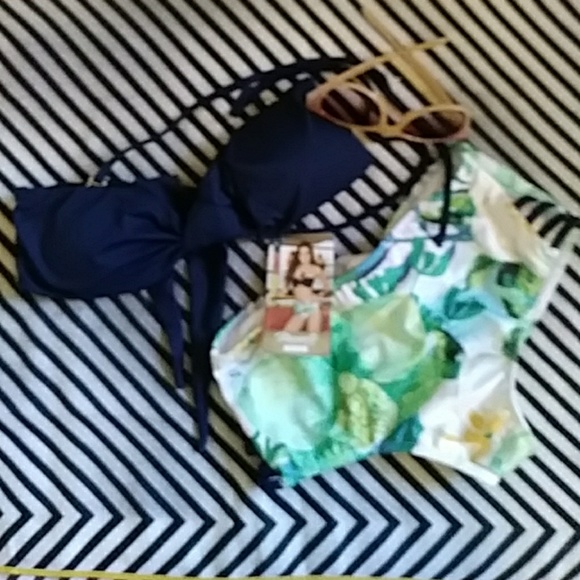 NWT Mapale' resort two piece bathing suit - Picture 2 of 5